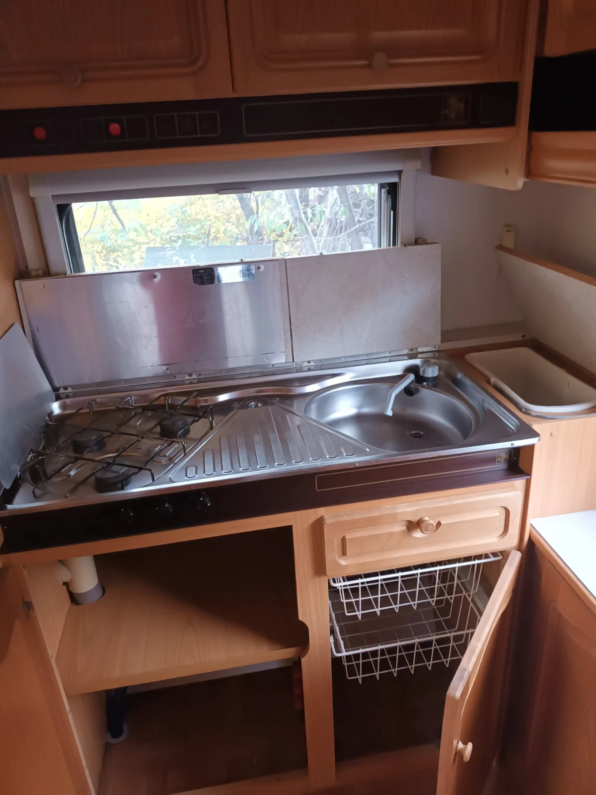  Knaus Azur | Mobile.bg   16