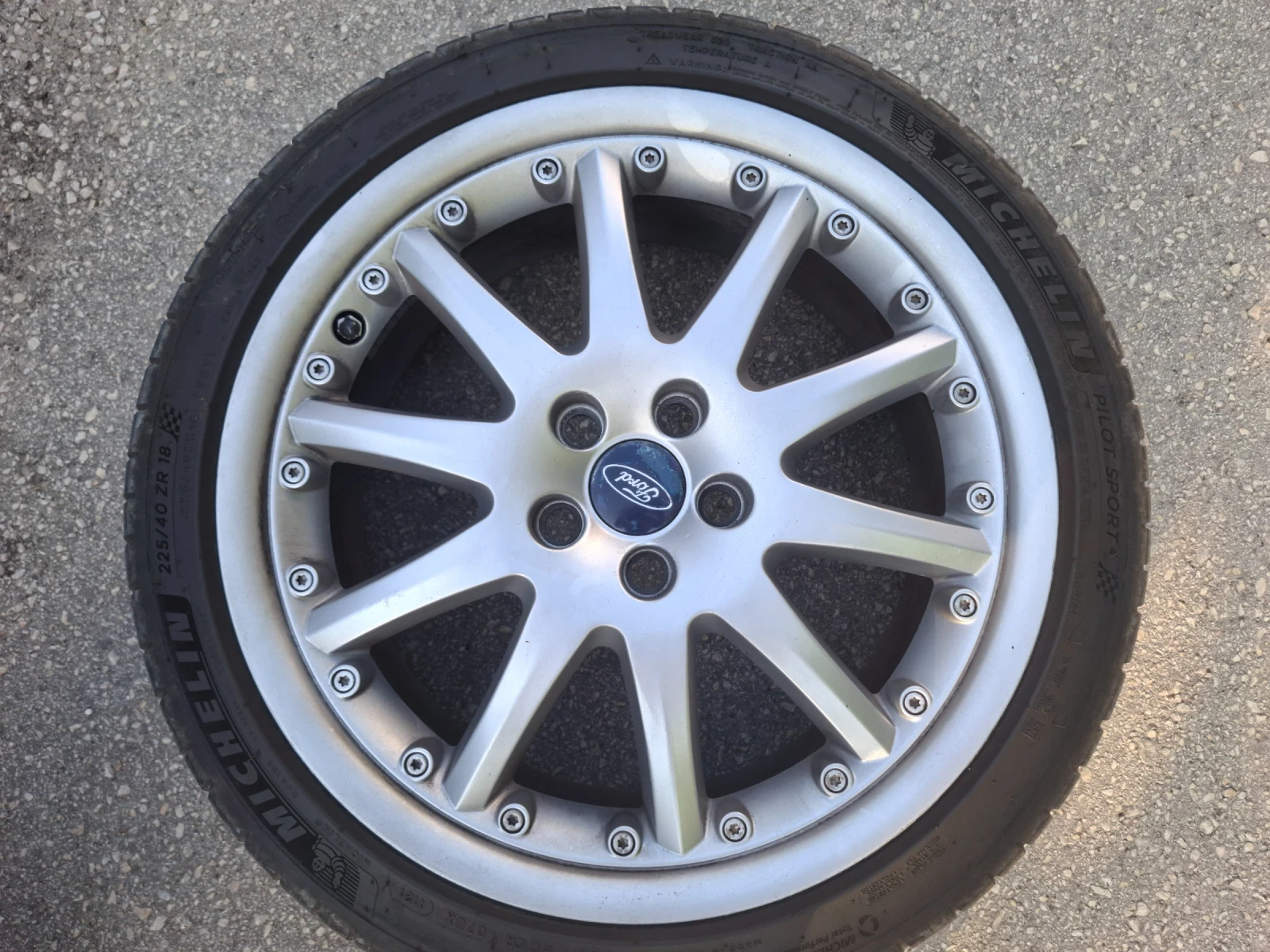 Гуми с джанти Michelin 225/40R18, снимка 2 - Гуми и джанти - 55614195