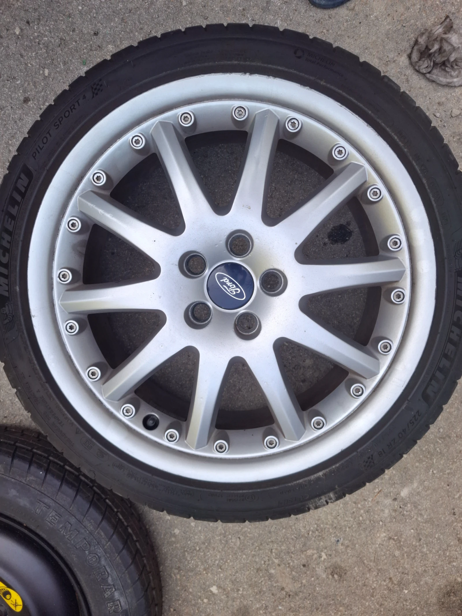 Гуми с джанти Michelin 225/40R18, снимка 4 - Гуми и джанти - 55614195