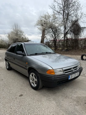 Opel Astra 1.4 82кс LPG, снимка 2