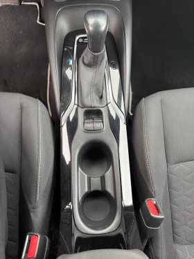 Toyota Corolla 1.8 хибрид, снимка 14