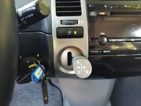 Toyota Prius 1, 5i HYBRID , снимка 10