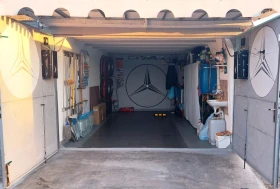 Mercedes-Benz E 200, снимка 9
