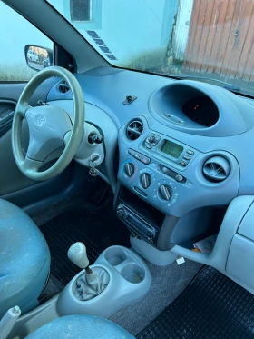 Toyota Yaris 1.0i , снимка 9