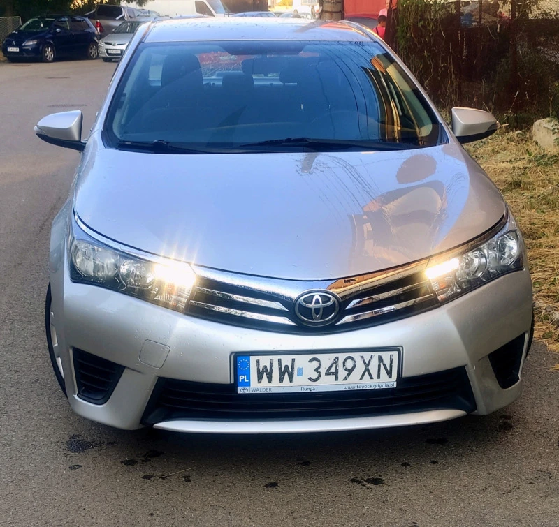 Toyota Corolla 1.33 бензин, снимка 2 - Автомобили и джипове - 46792124