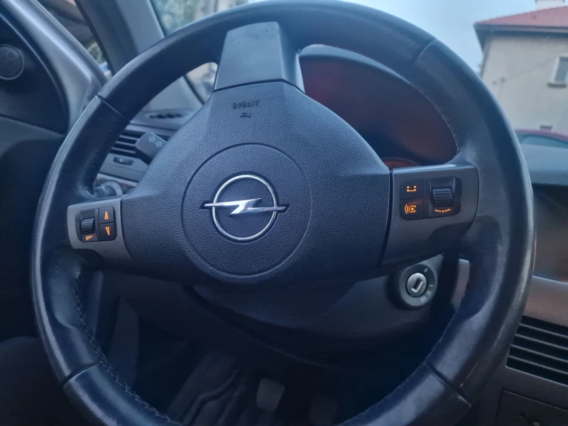 Opel Astra 1.6, снимка 3 - Автомобили и джипове - 47076300