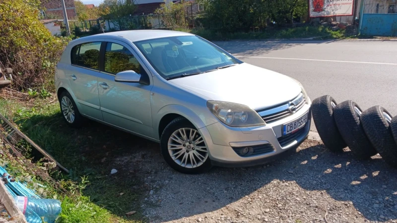 Opel Astra 1.6, снимка 11 - Автомобили и джипове - 47076300