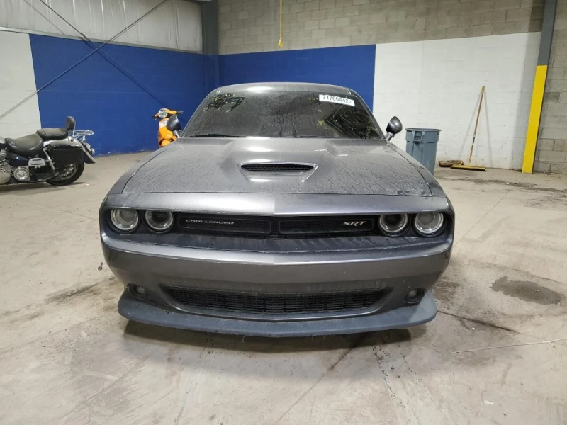 Dodge Challenger, снимка 2 - Автомобили и джипове - 49422533