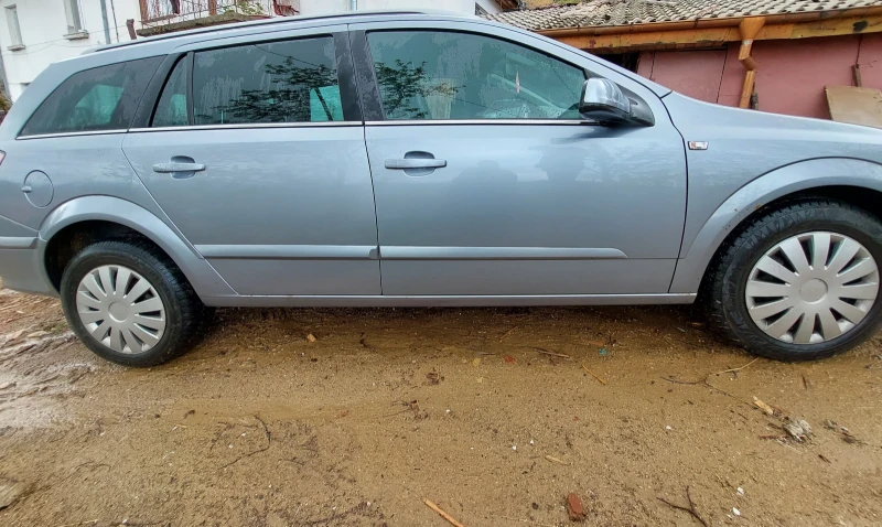 Opel Astra, снимка 4 - Автомобили и джипове - 49438482