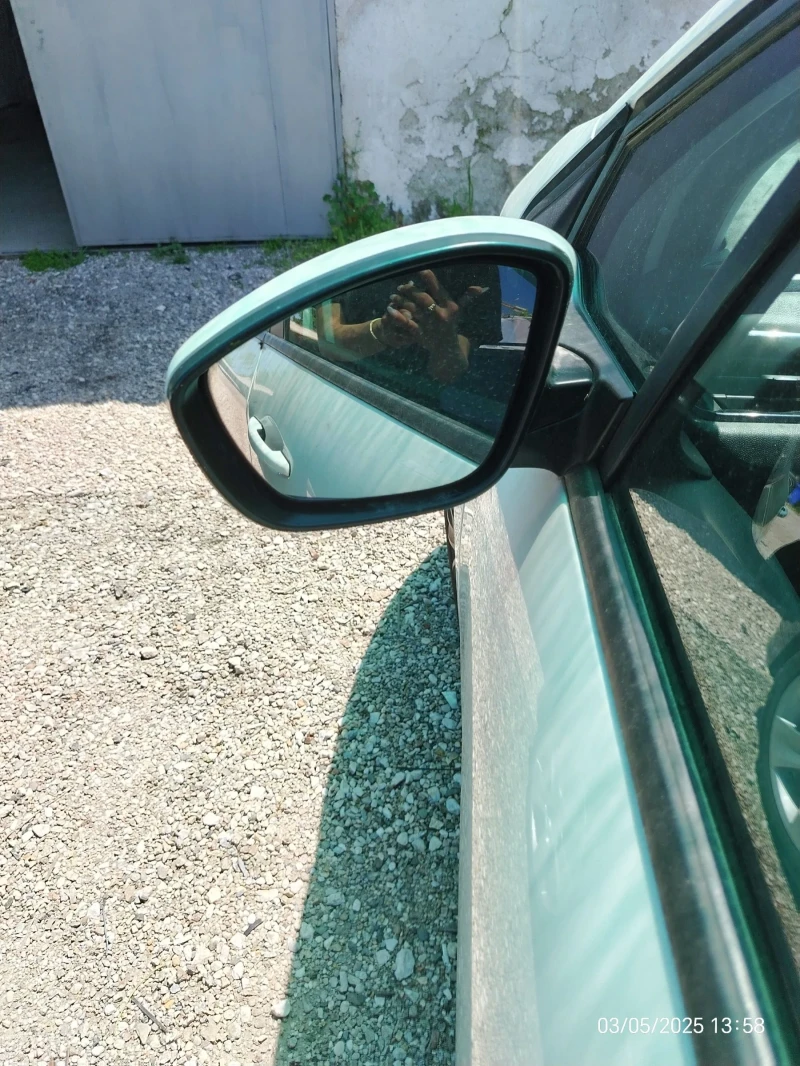 Peugeot 208, снимка 5 - Автомобили и джипове - 51598819