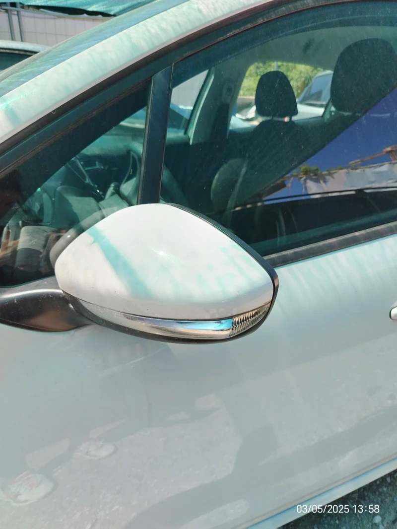 Peugeot 208, снимка 4 - Автомобили и джипове - 51598819