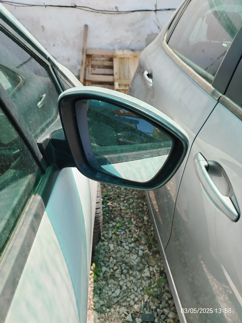 Peugeot 208, снимка 8 - Автомобили и джипове - 51598819