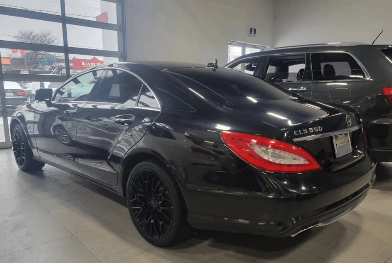 Mercedes-Benz CLS 550 * АВТО КРЕДИТ* ЦЕНА ДО БГ * СЕРВИЗНА ИСТОРИЯ * 