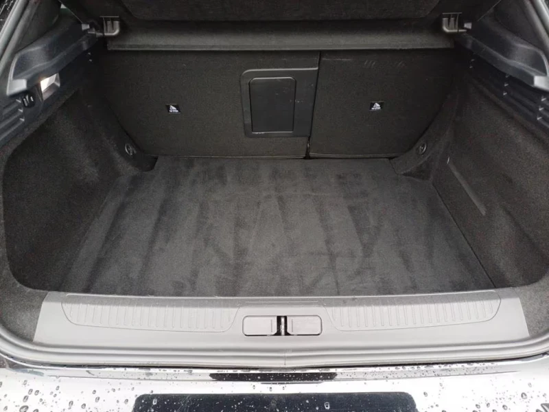 DS DS 4 TROCADERO/131HP/HUD/CAM/NAVI/KLESS/497g, снимка 11 - Автомобили и джипове - 52170445