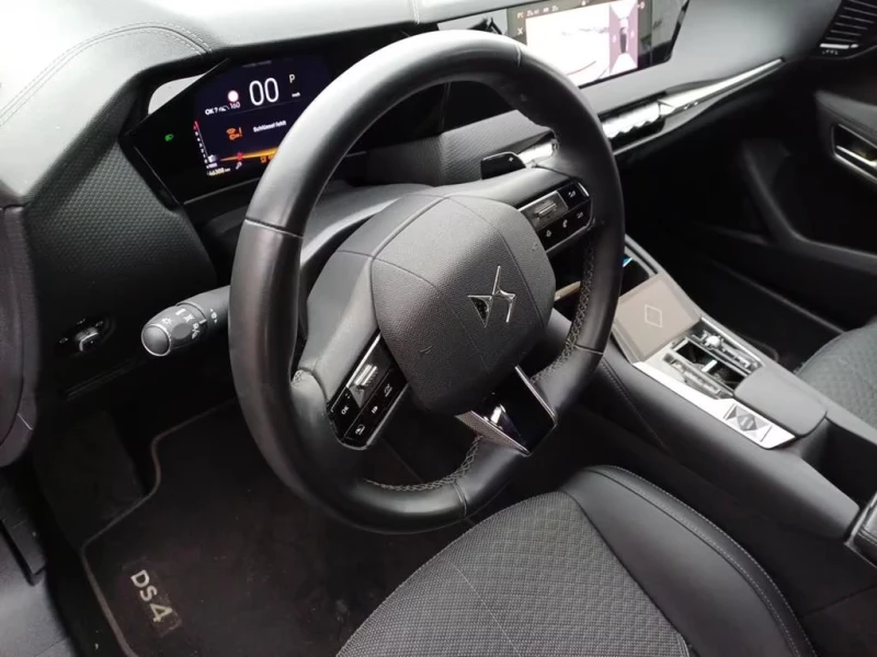 DS DS 4 TROCADERO/131HP/HUD/CAM/NAVI/KLESS/497g, снимка 5 - Автомобили и джипове - 52170445