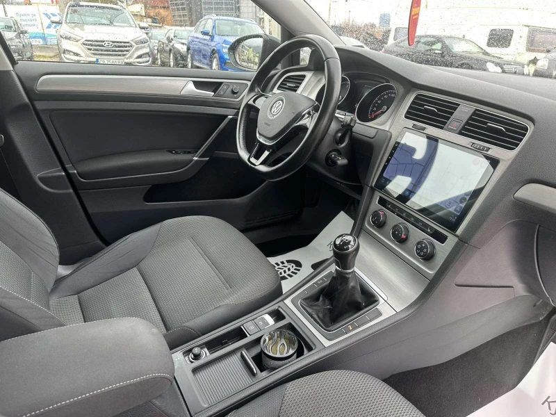 VW Golf 1.6TDI Camera Carplay!!!, снимка 15 - Автомобили и джипове - 53285486