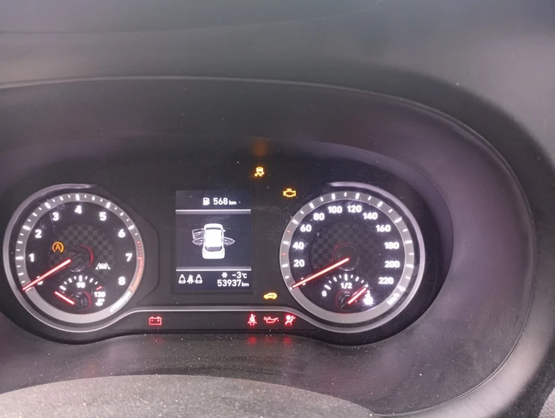 Hyundai I10 1.0i, снимка 6 - Автомобили и джипове - 53457972