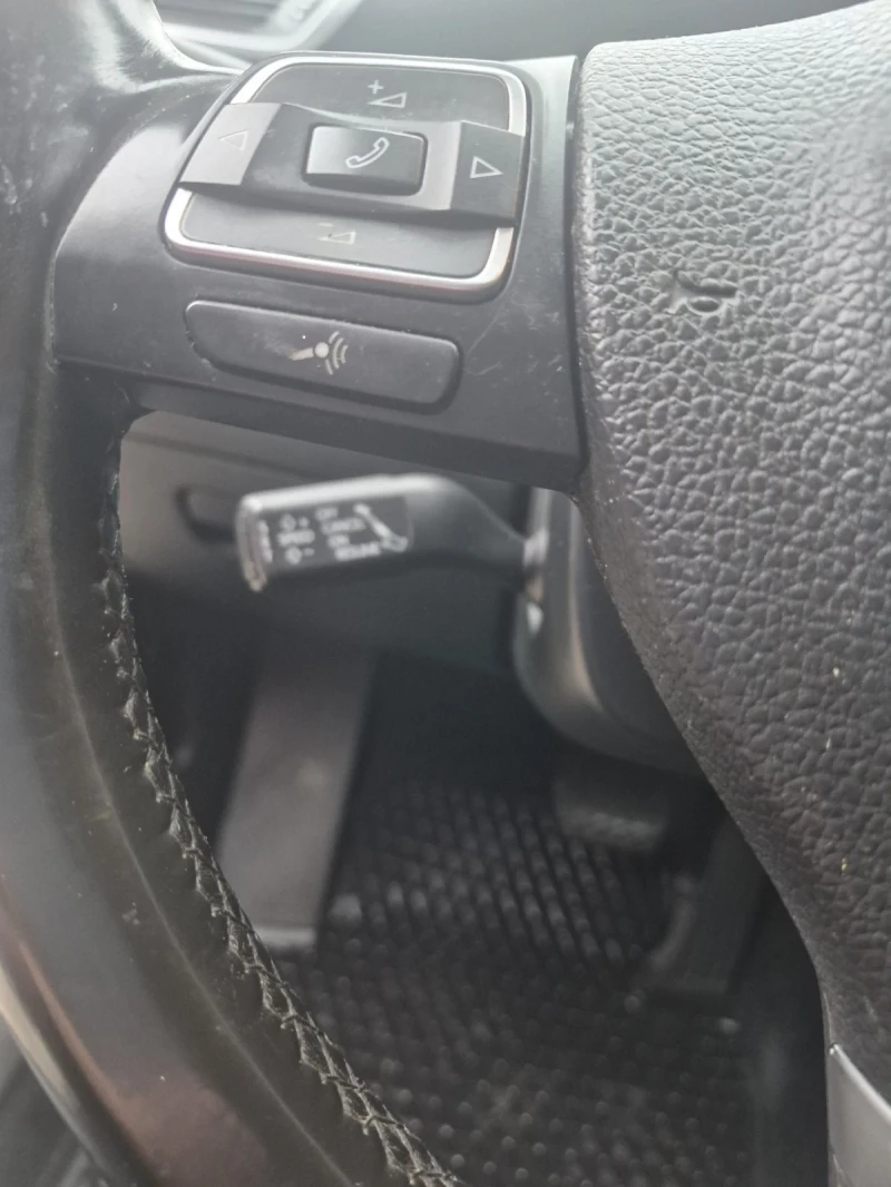 VW Passat 1.8T Carplay/AndroidAuto, снимка 13 - Автомобили и джипове - 53508505