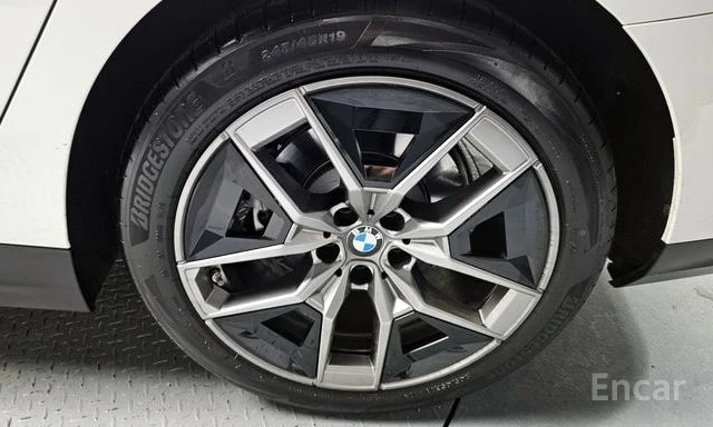 BMW 520, снимка 3 - Автомобили и джипове - 53853850