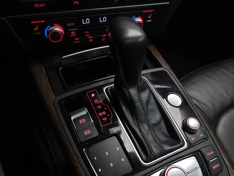 Audi A7 3.0 TDI Quattro - САМО 30% АВАНС, снимка 9 - Автомобили и джипове - 55430839