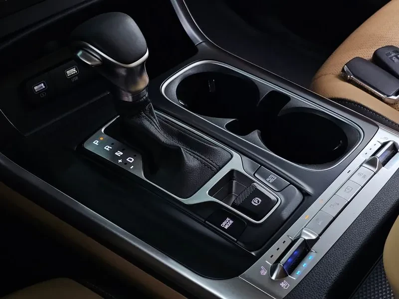 Kia Carnival Generation Diesel 9-Seater Prestige | Mobile.bg � ����������� 8