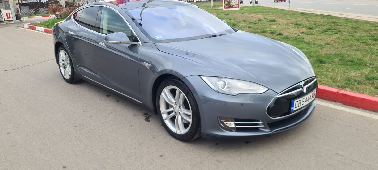 Tesla Model S S 85 kw 7 местна CCS FREE CHARGE - изображение 1