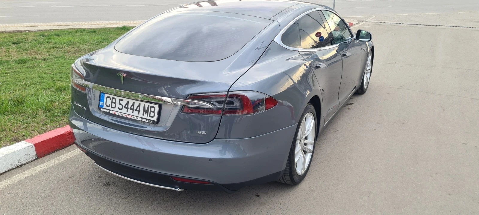 Tesla Model S S 85 kw 7 местна CCS FREE CHARGE - изображение 8