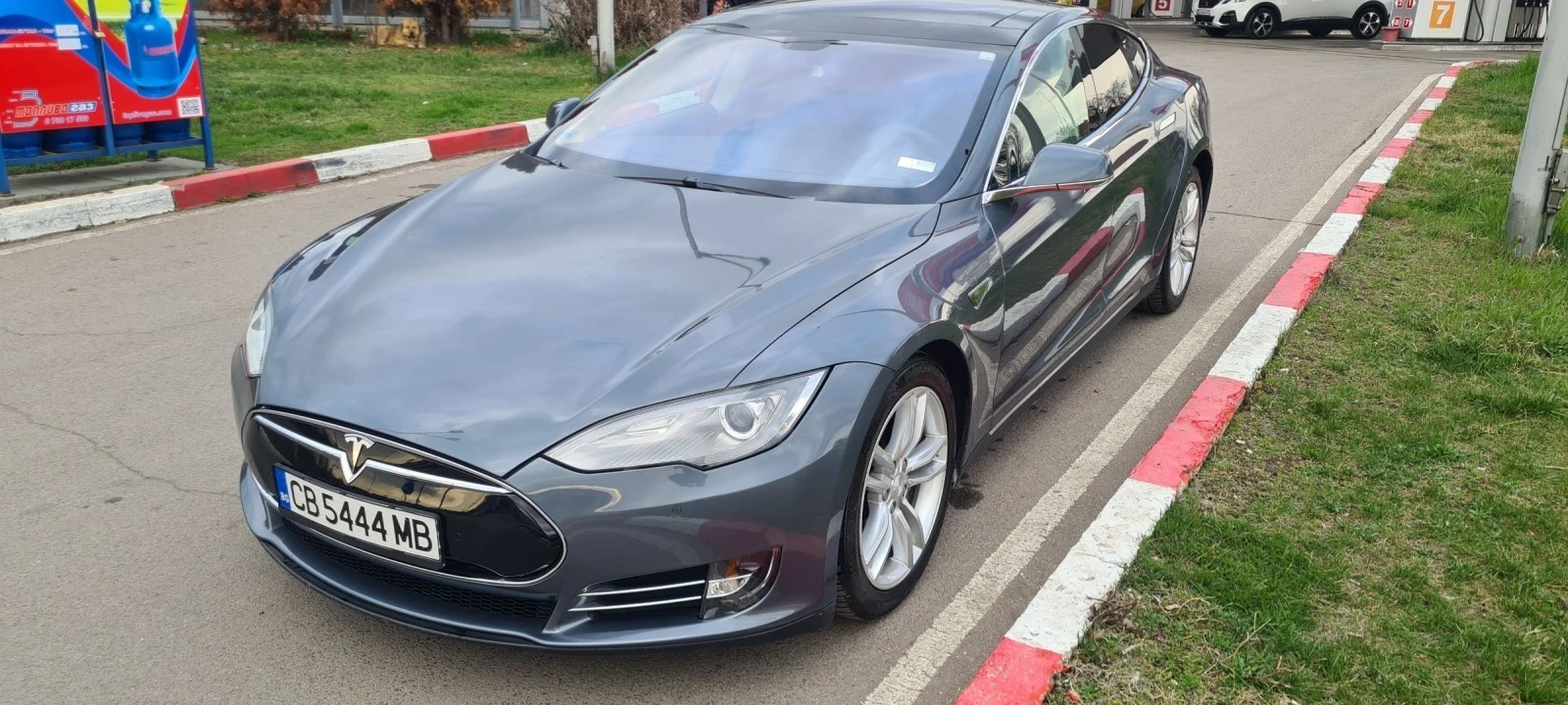 Tesla Model S S 85 kw 7 местна CCS FREE CHARGE - изображение 3