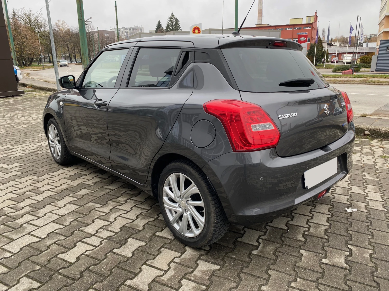 Suzuki Swift 1.2 Hybrid - изображение 3