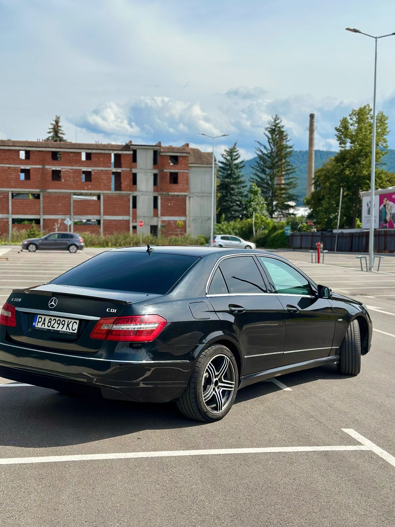 Mercedes-Benz E 220 CDI  - изображение 4