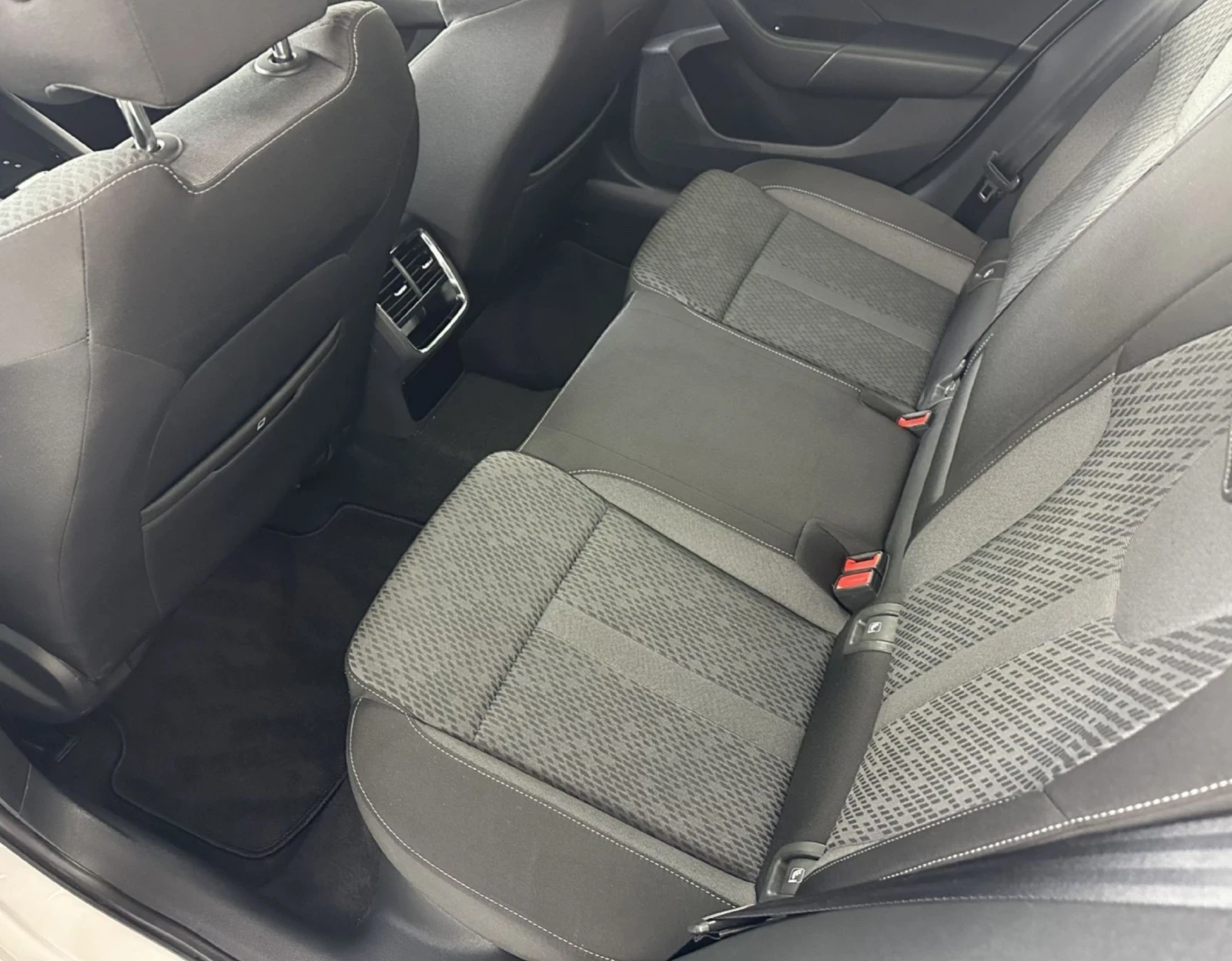 Skoda Octavia 1, 4 TSI  PHEV.KAMERA.NAVI.LED.PLUG IN - изображение 6