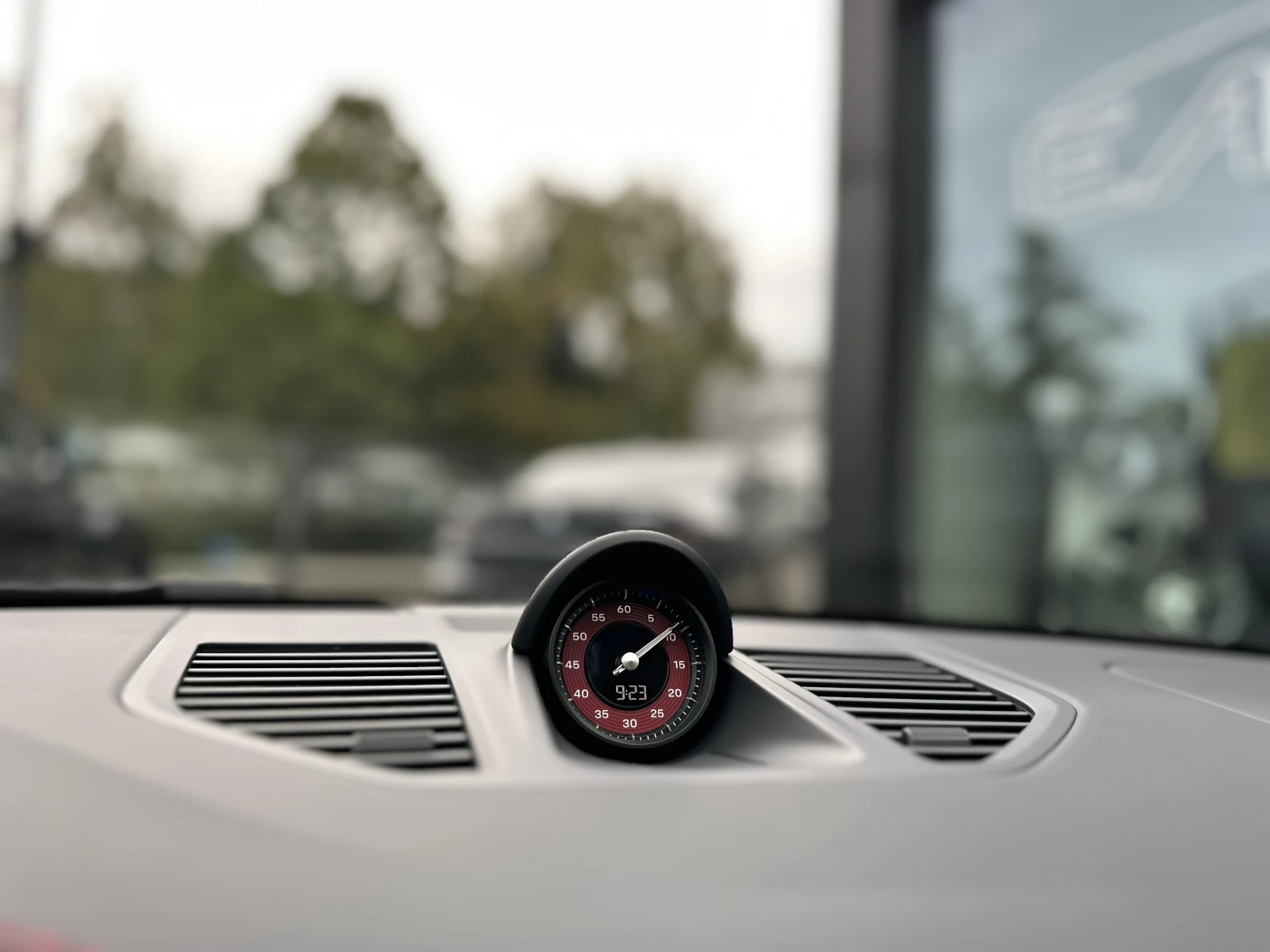 Porsche 911  Targa 4 GTS | Mobile.bg   11