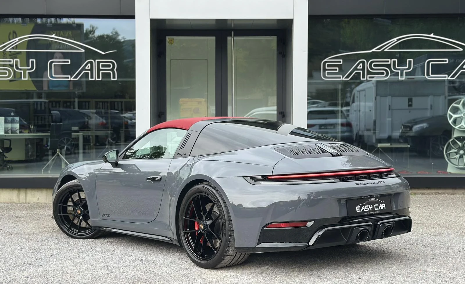 Porsche 911  Targa 4 GTS - изображение 5