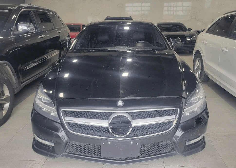 Mercedes-Benz CLS 550 * АВТО КРЕДИТ* ЦЕНА ДО БГ * СЕРВИЗНА ИСТОРИЯ *  - изображение 4