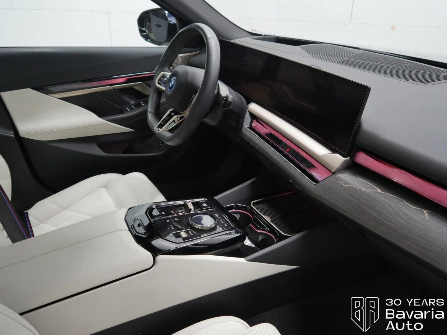 BMW i5 40 xDrive M Sport Paket  | Mobile.bg   7