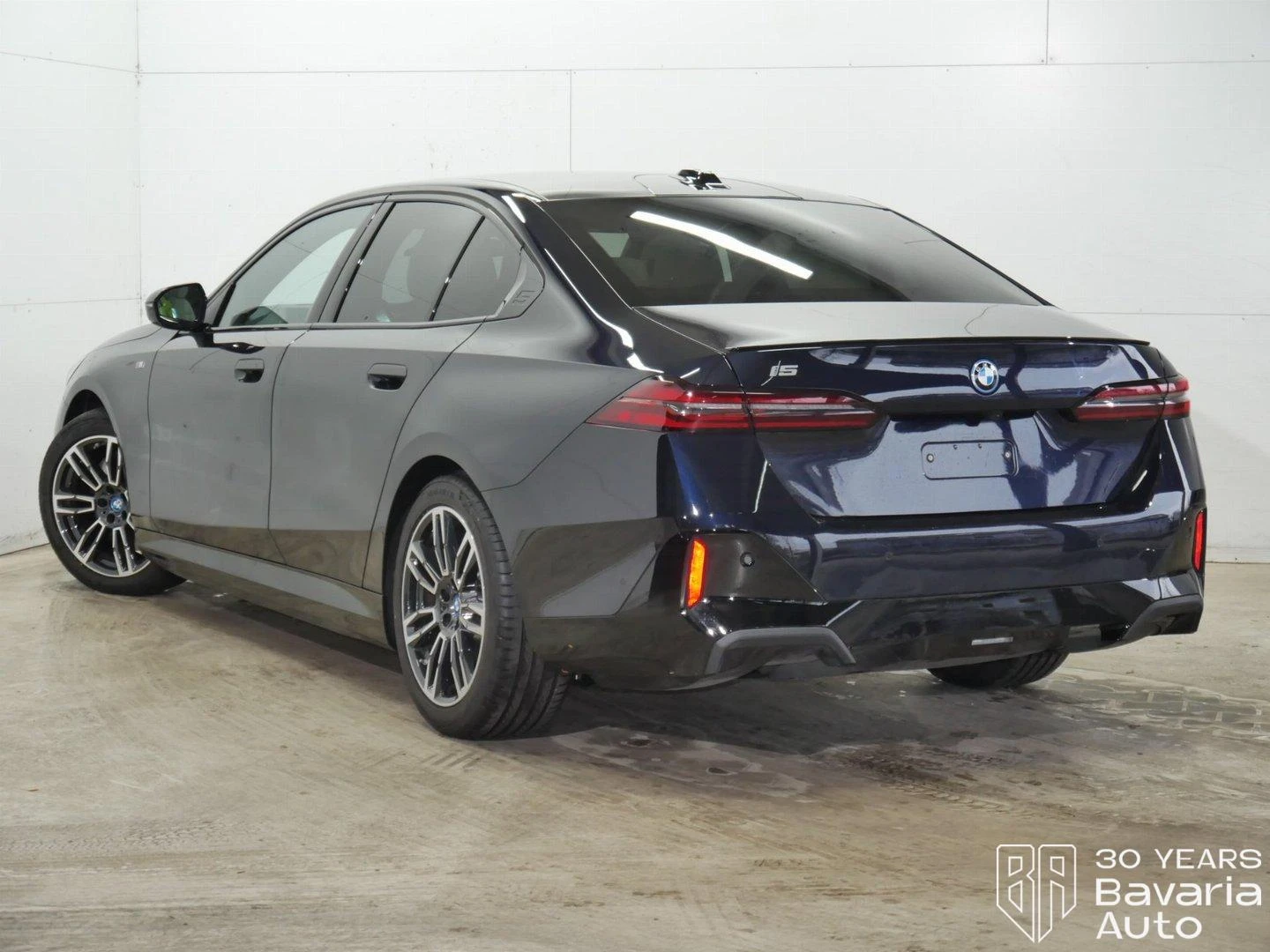 BMW i5 40 xDrive M Sport Paket  | Mobile.bg   2