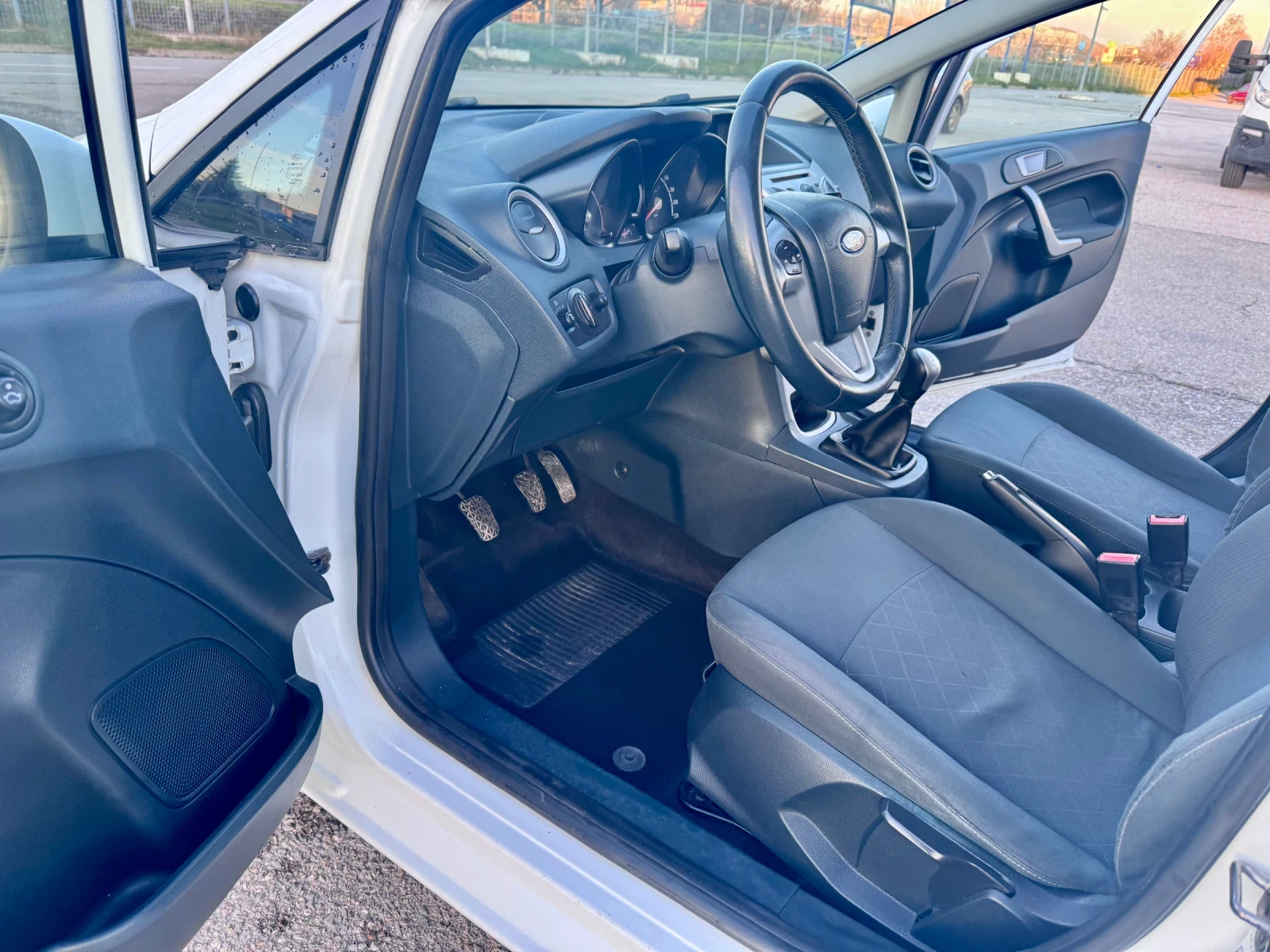 Ford Fiesta 1.4tdci - изображение 9