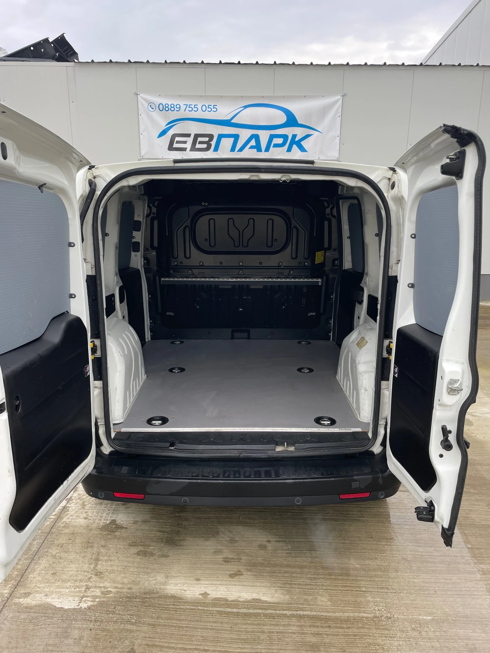 Opel Combo 1.3D-90к.с., снимка 7 - Автомобили и джипове - 54192040