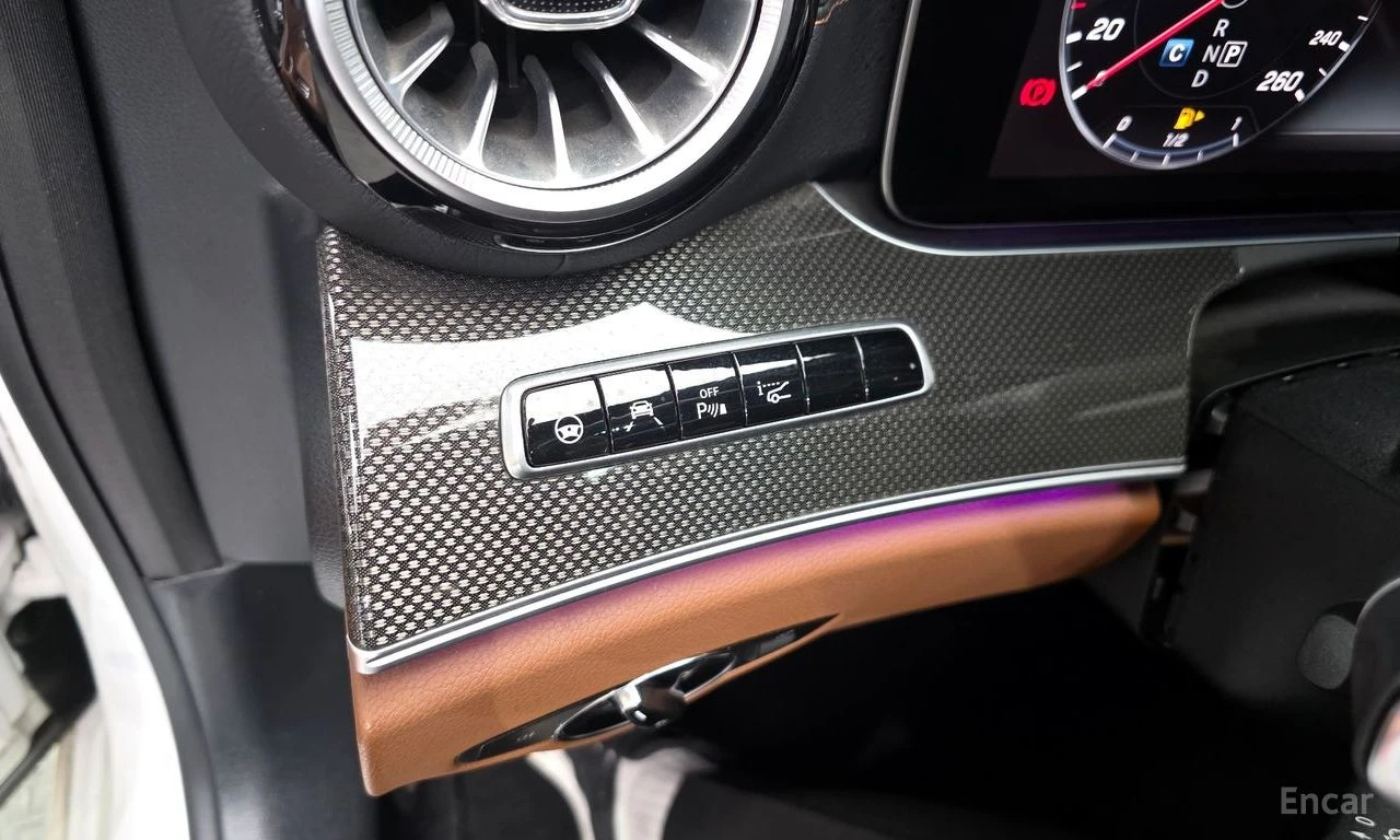 Mercedes-Benz E 400 4MATIC* BURMESTER* HEAD-UP* CARBON* ��������� | Mobile.bg � ����������� 13