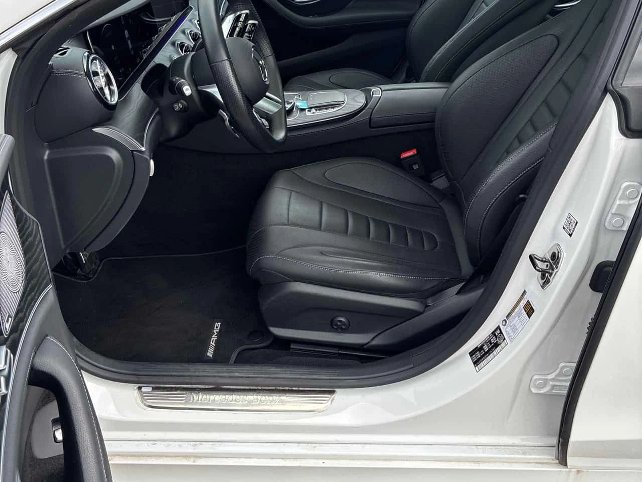 Mercedes-Benz CLS 450 | CARFAX | БЕЗ ПЪРВОНАЧАЛНА ВНОСКА, снимка 16 - Автомобили и джипове - 55179823