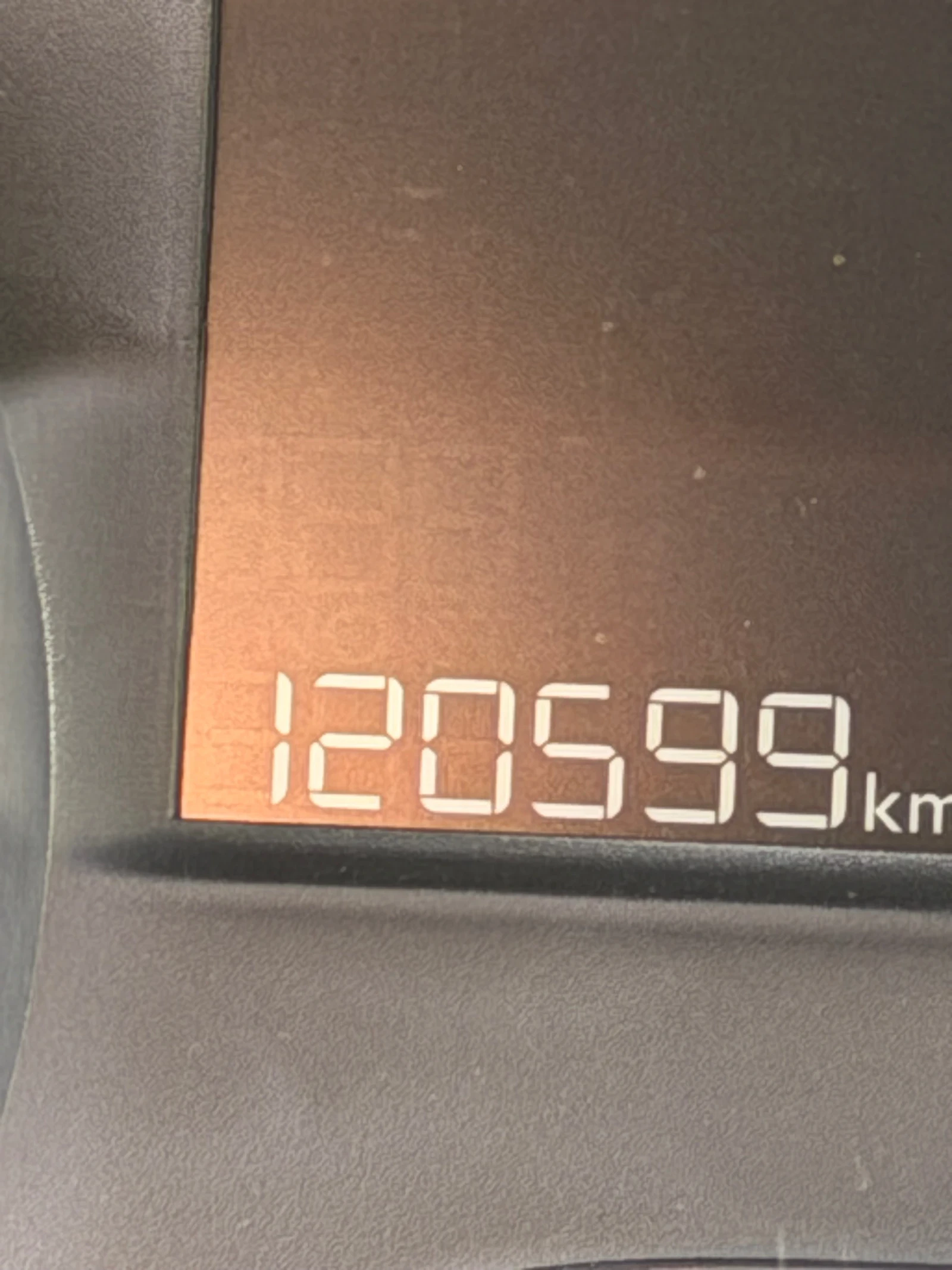 Peugeot 208, снимка 9 - Автомобили и джипове - 55352962