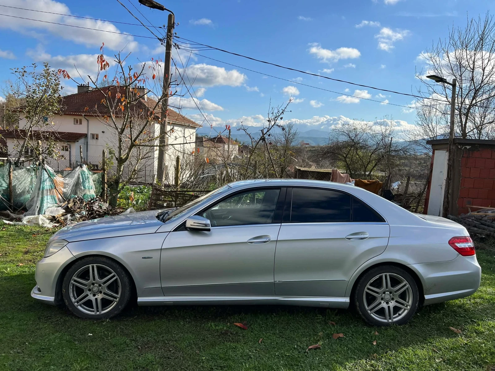 Mercedes-Benz E 250 CDI Avantgarde, снимка 4 - Автомобили и джипове - 55640462