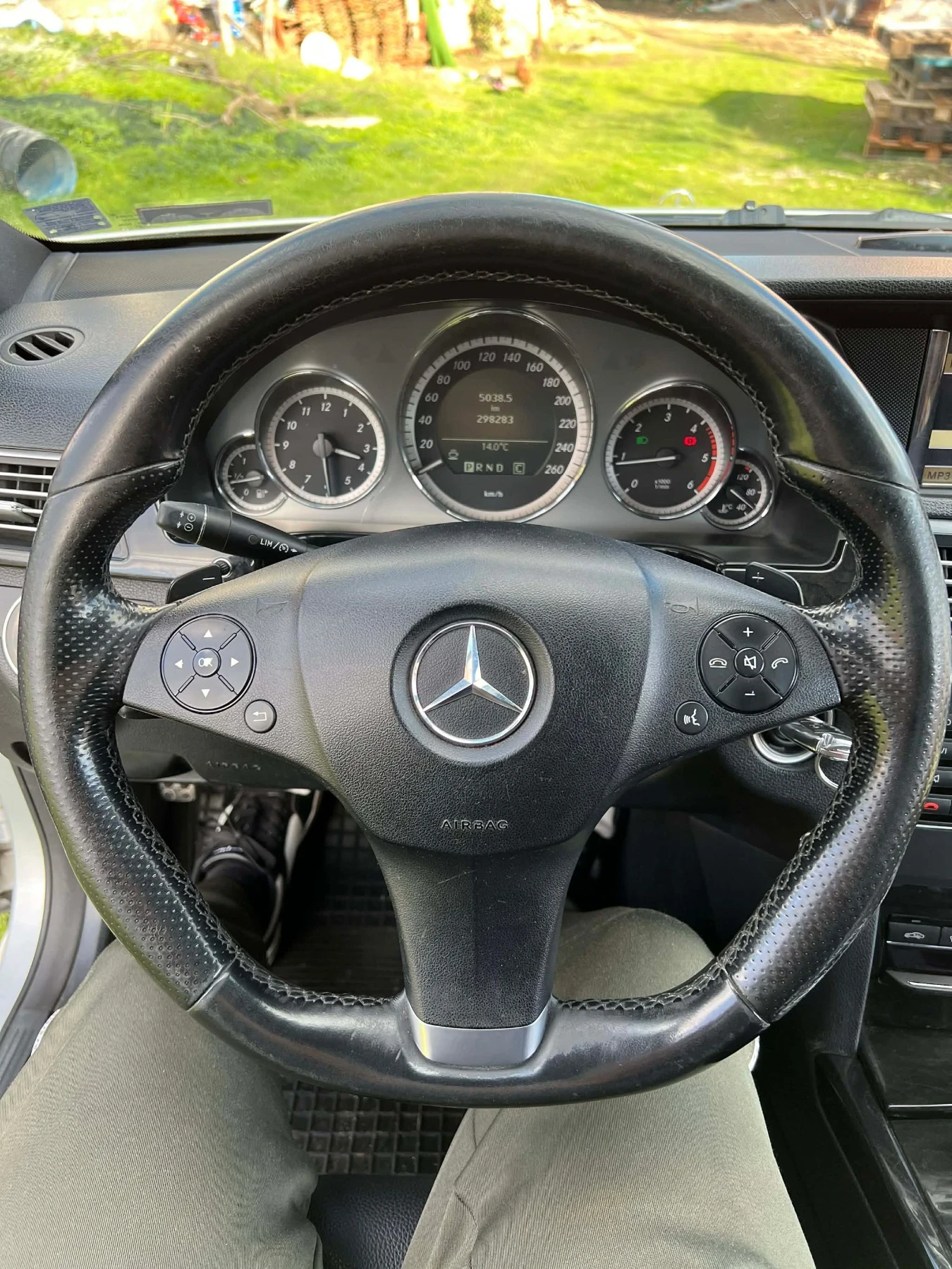 Mercedes-Benz E 250 CDI Avantgarde, снимка 6 - Автомобили и джипове - 55640462