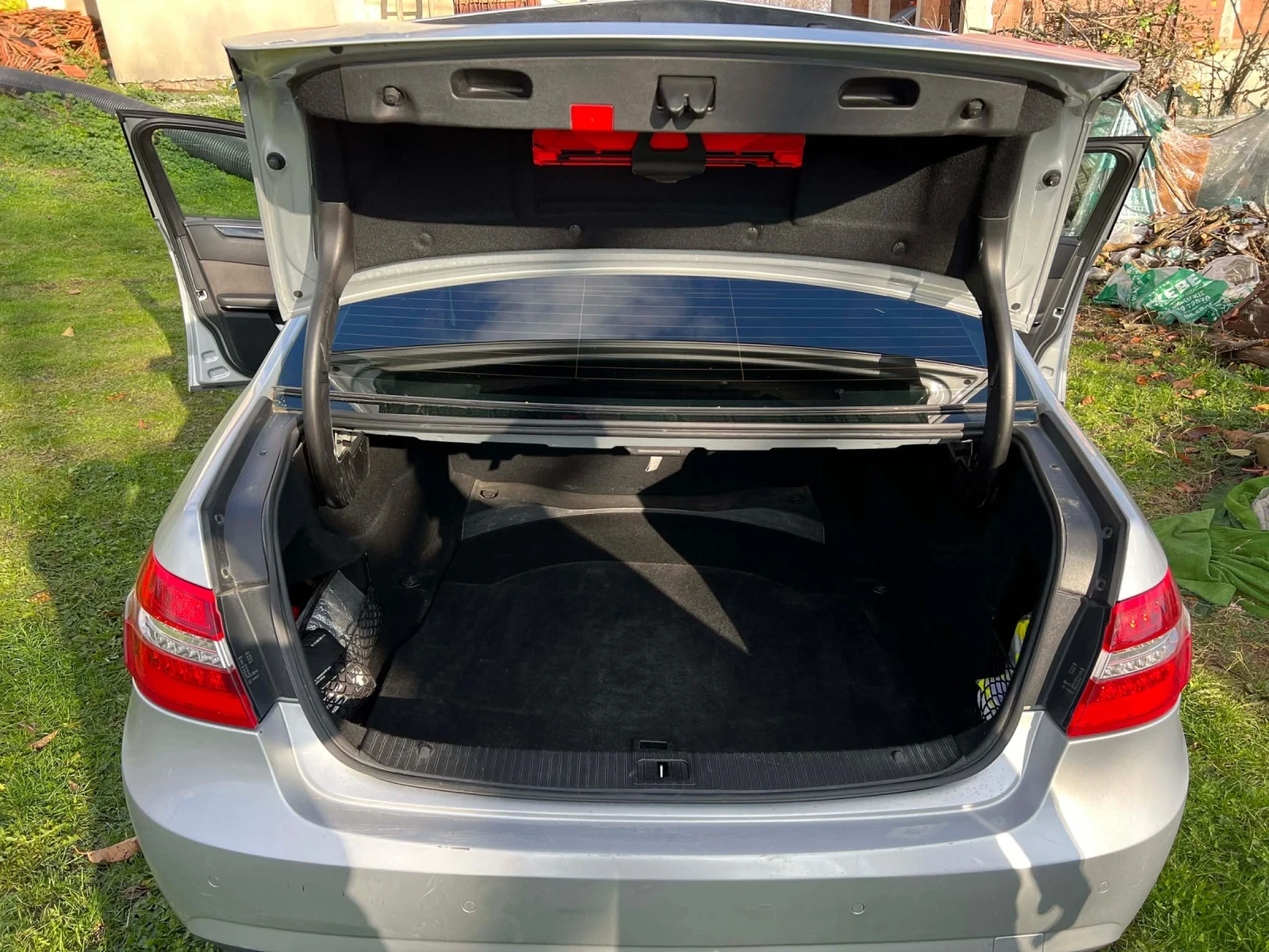 Mercedes-Benz E 250 CDI Avantgarde, снимка 17 - Автомобили и джипове - 55640462