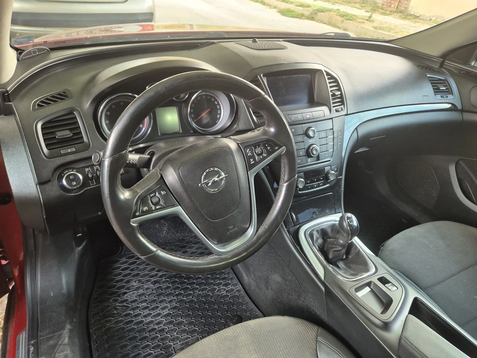 Opel Insignia, снимка 4 - Автомобили и джипове - 55733275