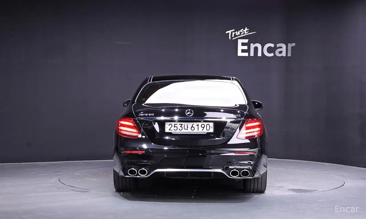 Mercedes-Benz E 53 AMG 4MATIC+ | BURMESTER| HUD| DISTRONIC| ОБДУХ| , снимка 4 - Автомобили и джипове - 55952640