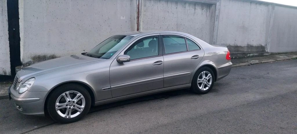 Mercedes-Benz E 200