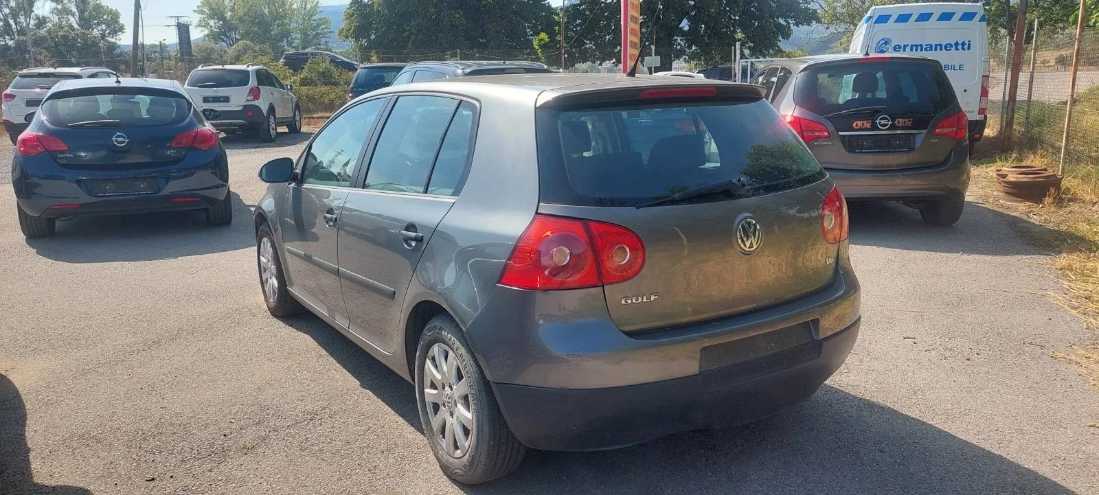 VW Golf 1, 6, снимка 5 - Автомобили и джипове - 56139936