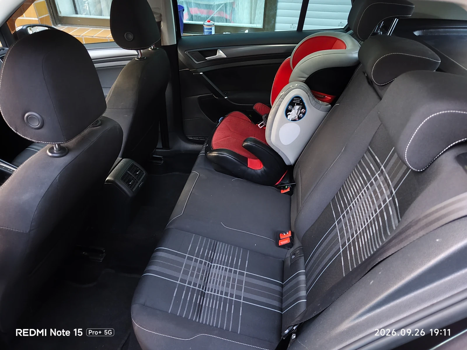 VW Golf Lounge , снимка 2 - Автомобили и джипове - 56241141