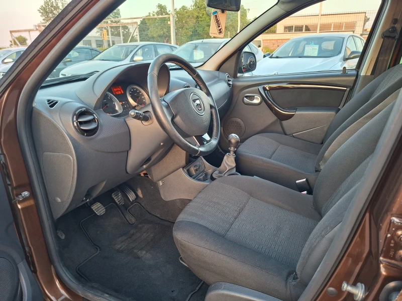 Dacia Duster 1.5DCI, снимка 9 - Автомобили и джипове - 50863627